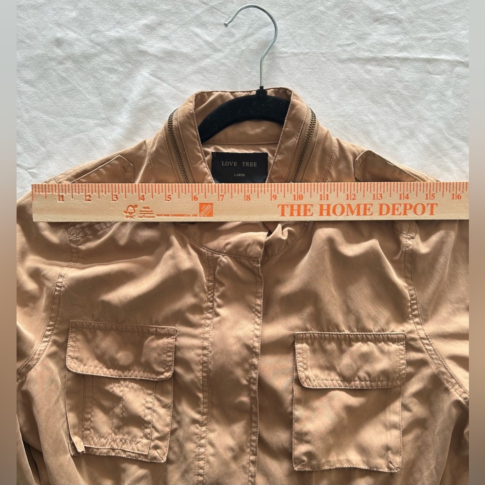 Love Tree Beige Drawstring Waist Flap Pockets Outerwear Jacket Women's Size L - Picture 4 of 7